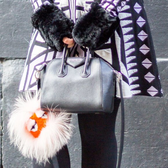 Meet your Posher, Chloe's Closet! - Picture 7 of 11